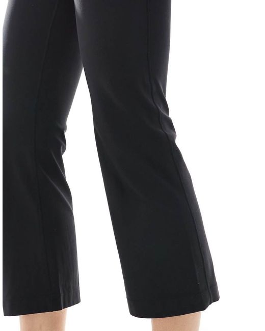 agon® Black Capri Leggings