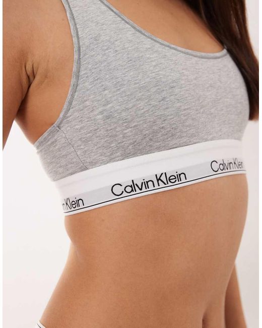 Icon Bralette A Scollo Rotondo di Calvin Klein in Natural