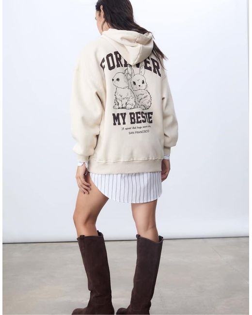 Felpa Con Cappuccio Color Pietra Con Grafica di Stradivarius in Natural