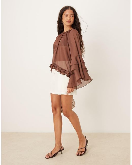 Blusa di ASOS in Brown