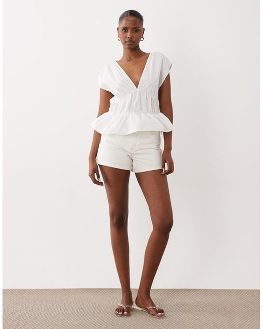 Gina Tricot White V-neck Peplum Sleeveless Blouse