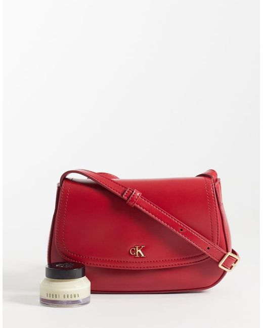 Camera Bag Rossa di Calvin Klein in Red