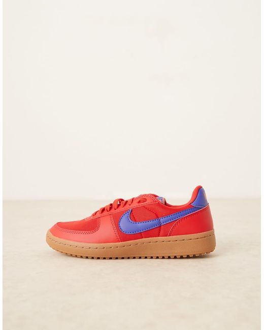Field General di Nike in Pink