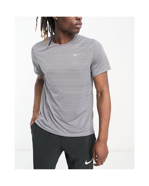 Miler breathe - t-shirt en tissu dri-fit - gris Nike pour homme en coloris  Gris | Lyst