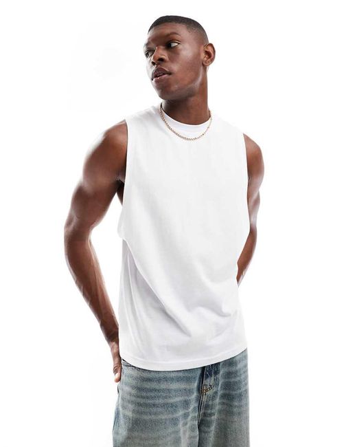 Top Senza Maniche Standard Fit di ASOS in White da Uomo