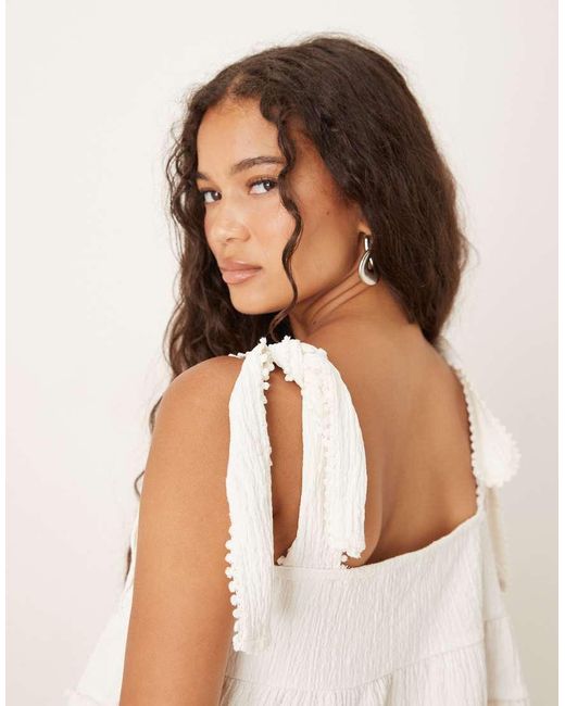 ASOS Hemdje Met Knopen, Gestrikte Bandjes En Hartjes in het Red