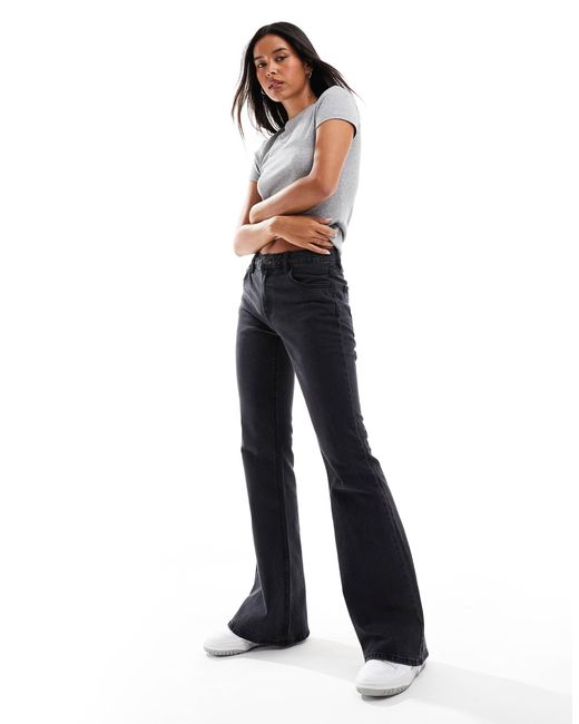Stradivarius Blue – bequeme schlagjeans