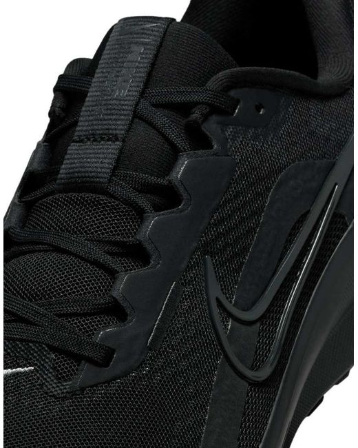 Nike Black Downshifter 13 Trainers for men