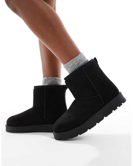 SEQWL Black Cosy Ankle Boots