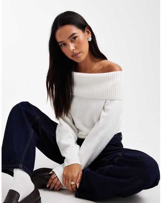 Hollister White Knitted Off The Shoulder Jumper