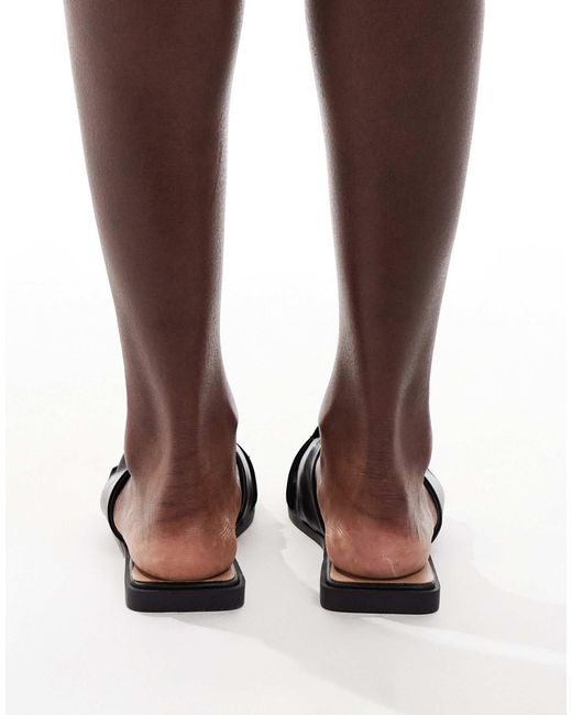 ASOS Black – foxy – slider