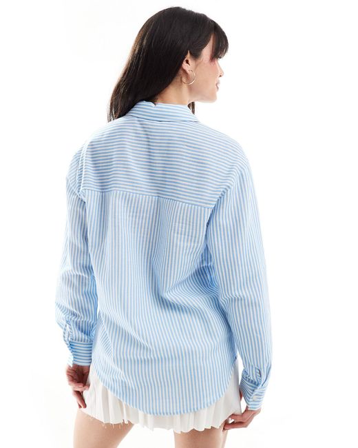 Camicia comoda misto lino a righe di ASOS in Blue
