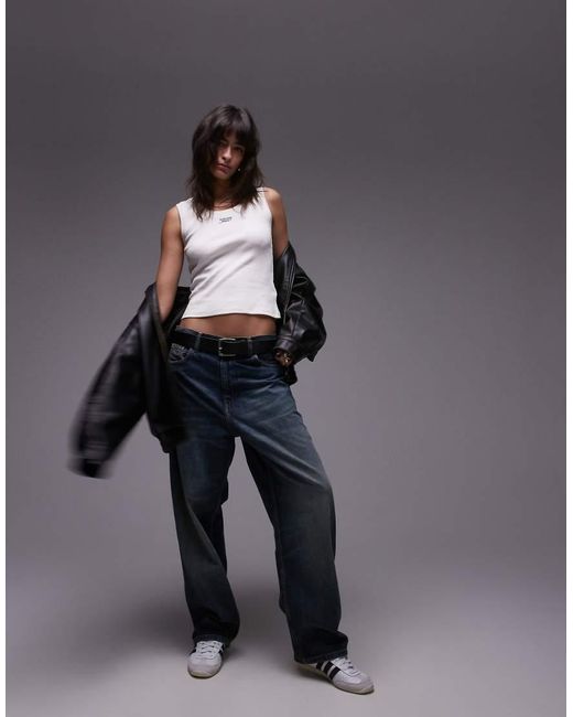 Top Blanco Sin Mangas Con Logo De Texto De Canalé De Tommy Hilfiger de color Black