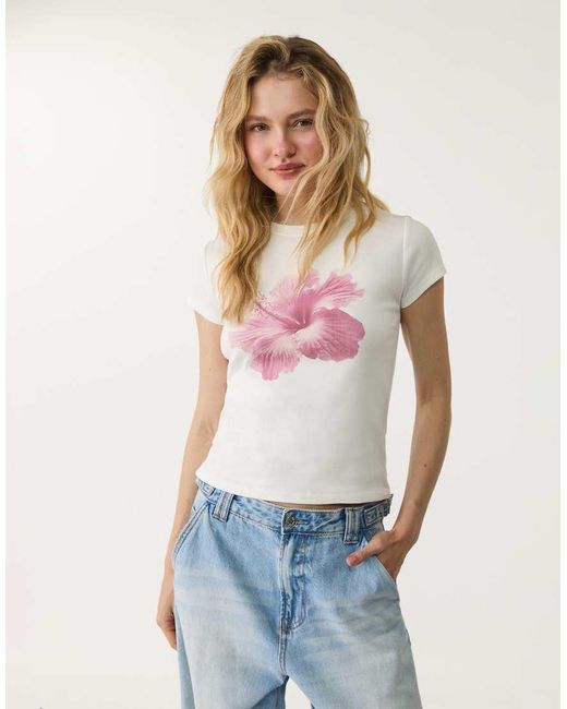 Stradivarius Aansluitend T-Shirt Met Kersenprint in het White