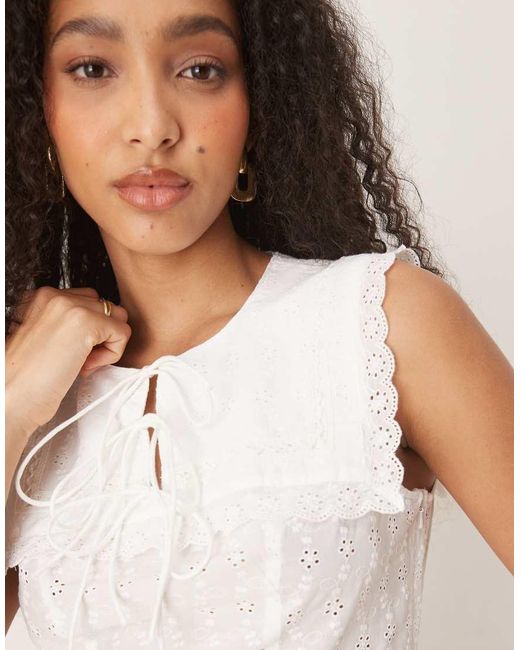 Top Con Cuello Cuadrado Y Detalle De Solapas Bella De Nobody's Child de color Blue