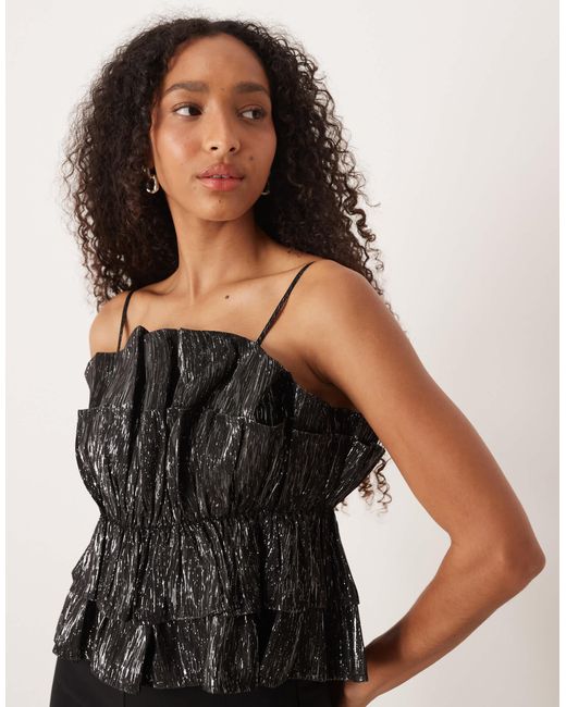 Top à volants oversize - pailleté Y.A.S en coloris Black