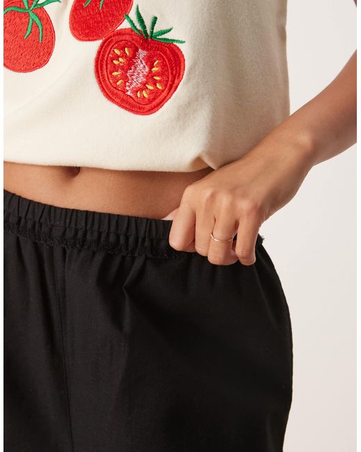 ASOS Black Linen Blend Pull On Barrel Leg Trousers With Raw Seam Detail