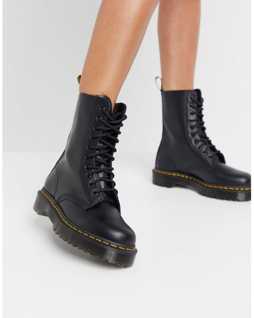 10 eye doc martens