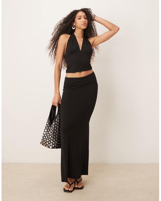 Falda Larga Negra De Punto Liso Suave Con Caída De (Parte De Un Conjunto) Gina Tricot de color Natural