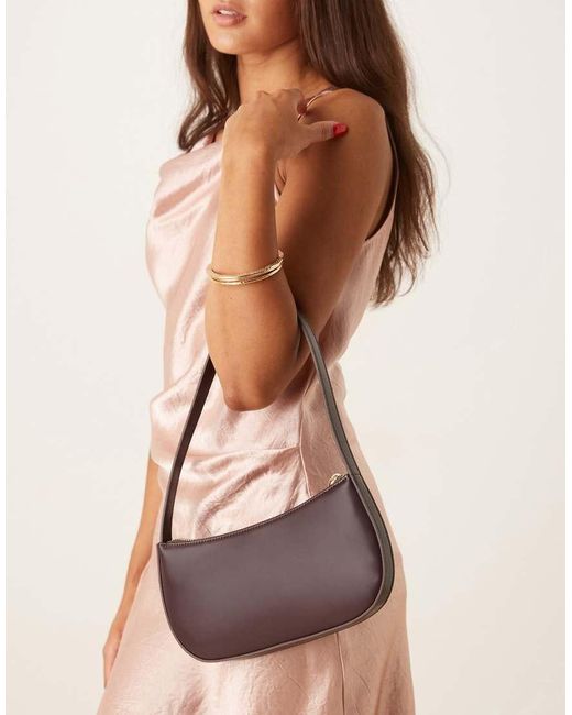 Borsa Da Spalla Bordeaux di ASOS in Brown