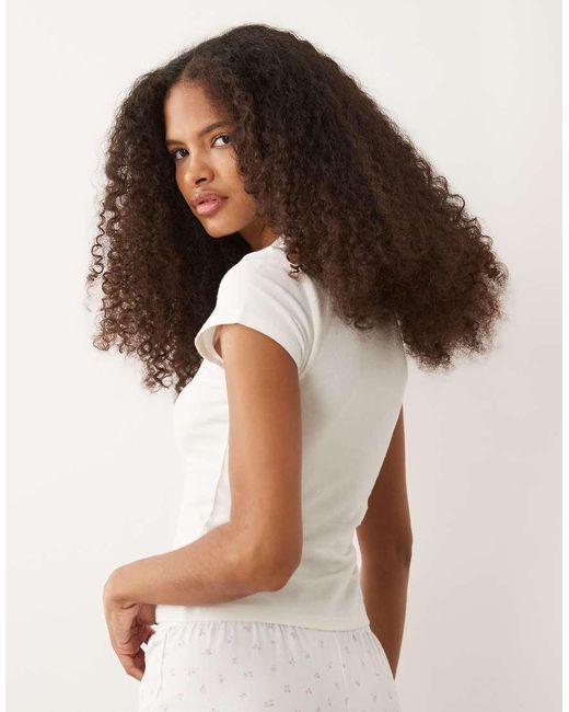 Sleep Cloud Cotton On de color Brown