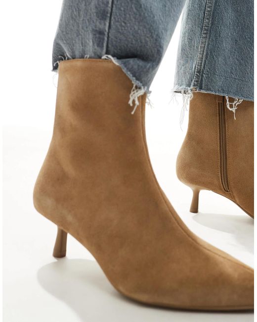 Bottes en daim à talon - fauve Stradivarius en coloris Blue