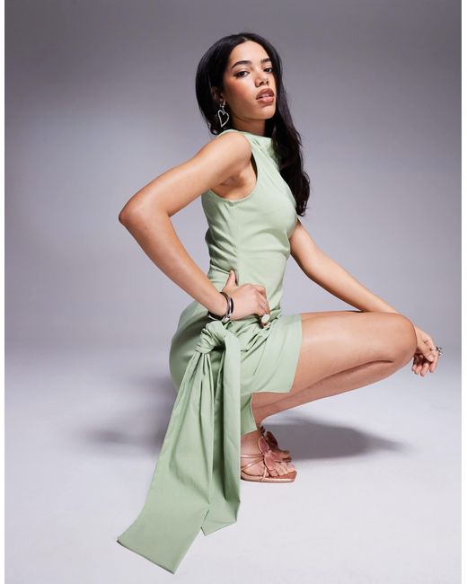 Robe courte en bengaline à col montant et détail drapé - sauge ASOS en coloris Gray