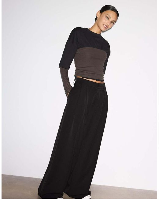 Stradivarius Black Petite Wide Leg Smart Trousers With Darts