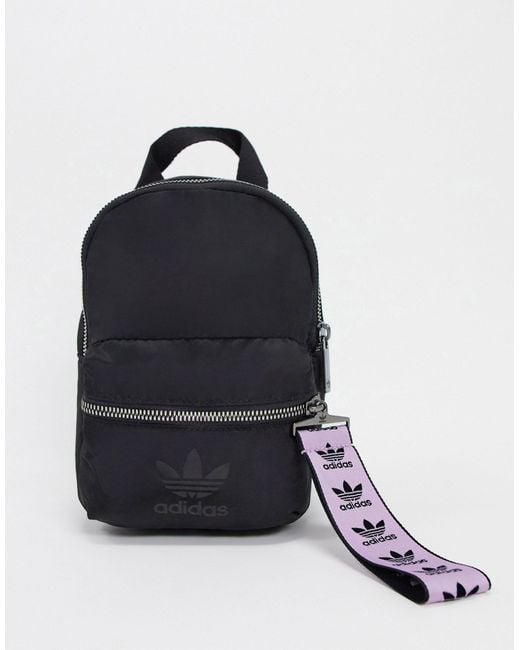 Mochila pequeña en negro y lila con logo Adidas Originals de color Black