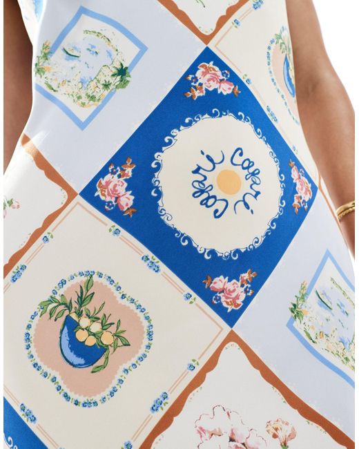 Robe longue à imprimé mosaïque Abercrombie & Fitch en coloris Blue