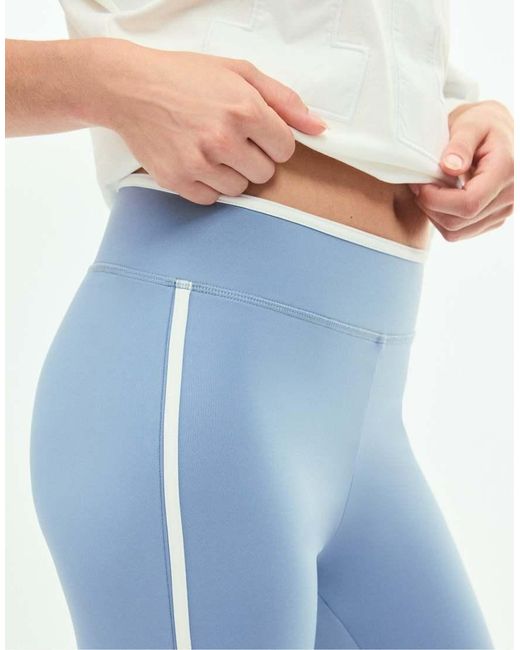 Stradivarius Blue Side-stripe Capri leggings