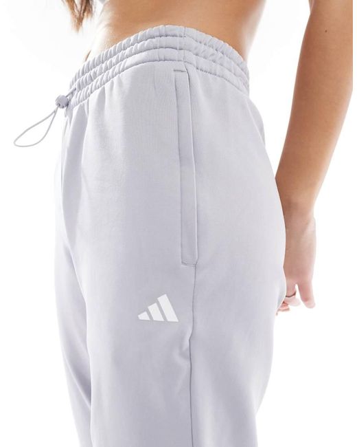 Joggers Grises Con Forro De Felpa Game And Go De Adidas Originals de color White
