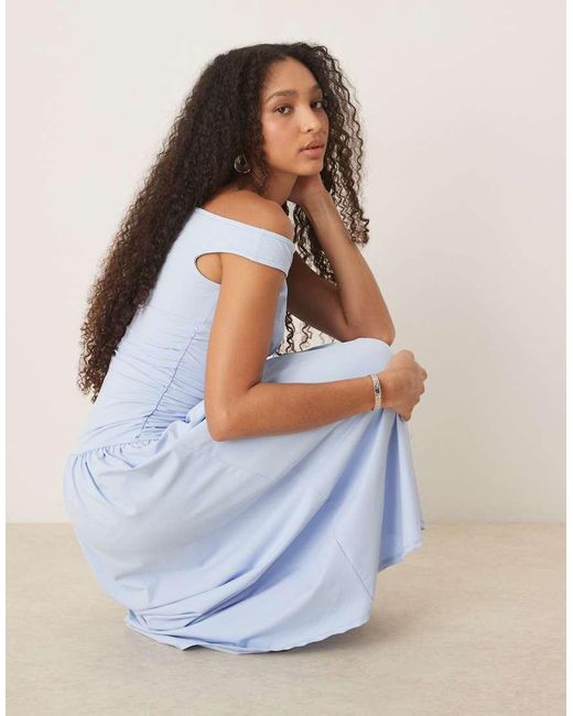 ASOS Midi Jurk Met Rechte Hals En Getailleerde Pasvorm in het Blue