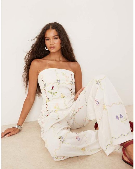 ASOS Bandeau Van Co-Ord Set Met Lange Pasvorm En Geborduurd Fruit in het Natural