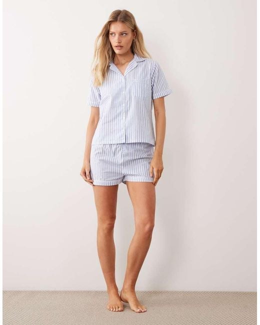 New Look White Stripe Poplin Revere Short Sleeve Shirt And Shorts Pyjama Set