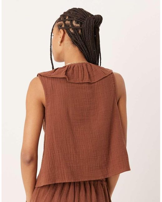 Top Chocolate Con Detalle De Lazada Y Volante De Gasa Tina De (Parte De Un Conjunto) Nobody's Child de color Brown