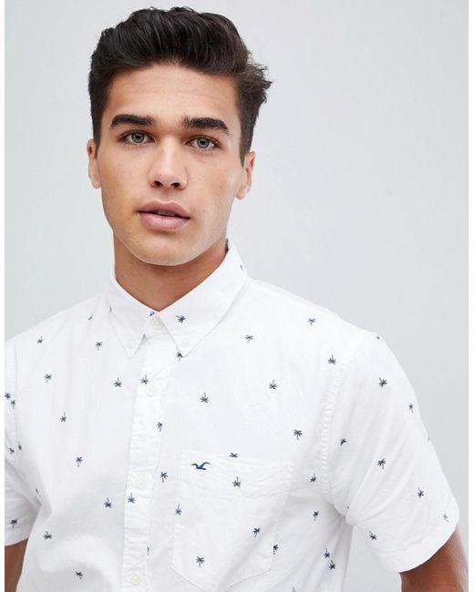 Hollister Slim Fit Short Sleeve Palm Tree Print Oxford Shirt With Button Down Collar In White for men