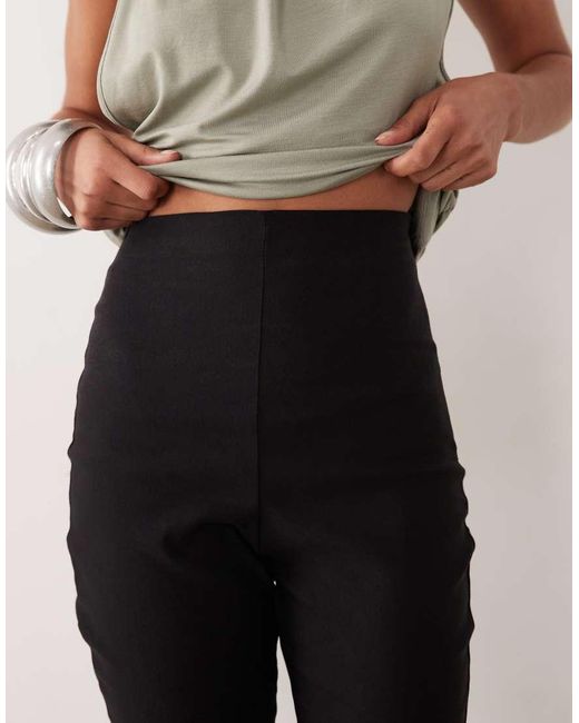 Vesper Natural Bengaline Sculpting Side Split Cropped Capri Pants