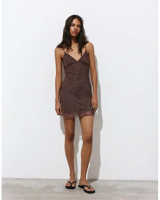Robe courte ornée Pull&Bear en coloris Brown