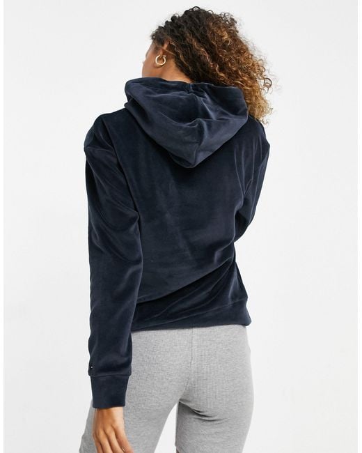 Tommy hilfiger velour hoodie 2025
