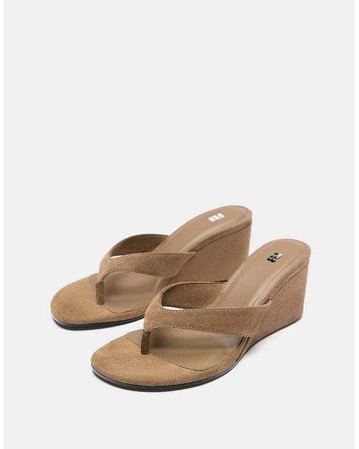 Pull&Bear Multicolor Toe Thong Wedge Sandals