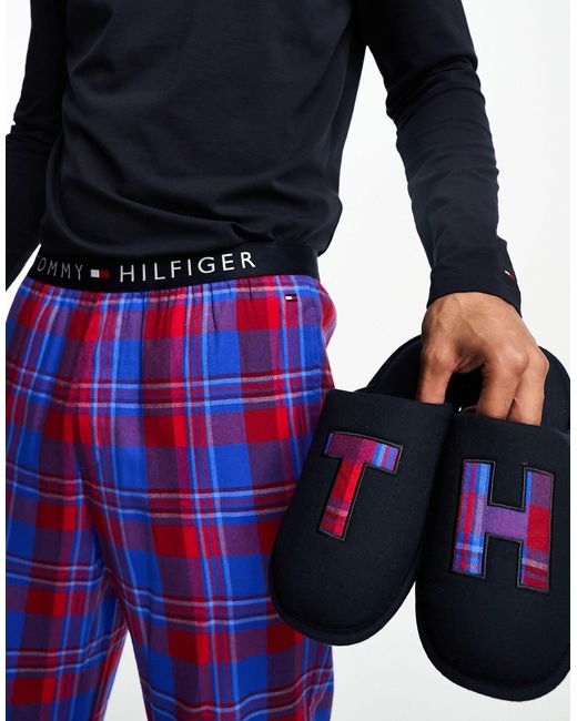 Tommy Hilfiger White Flannel Lounge Gift Set With Slippers for men