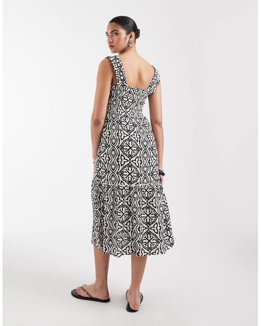 Vero Moda White Sleeveless Shirred Bodice Tiered Midi Dress