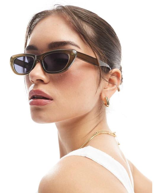 Occhiali Da Sole Cat-Eye Oliva di A.J. Morgan in Green