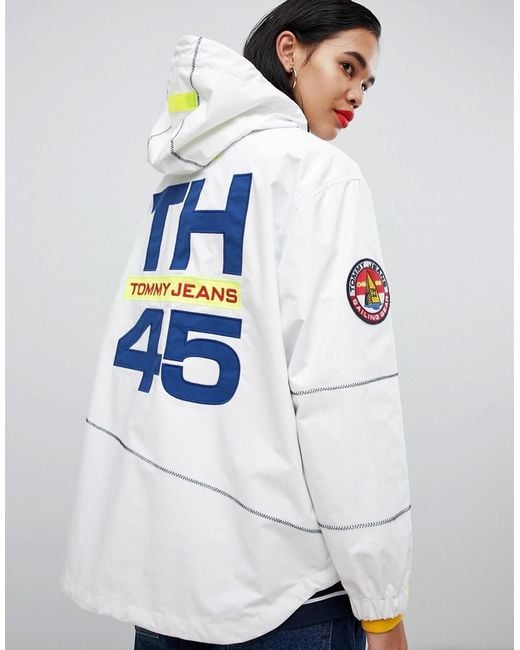 Tommy Hilfiger Tommy Jean 90s Capsule 5.0 Oversized Sailing Jacket in White  | Lyst