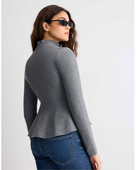 Stradivarius Blue Strickpullover mit schößchen