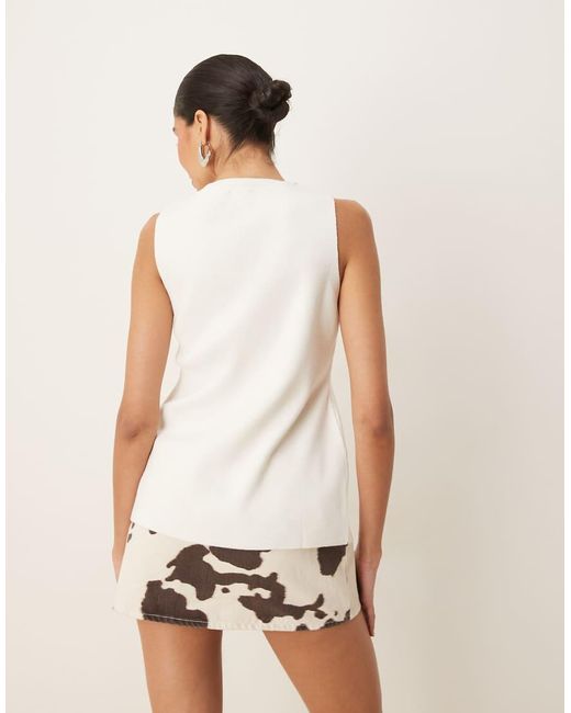Chaleco De Traje Estructurado Asimétrico Con Botones Delanteros Y Abertura De Punto De -Blanco ASOS de color Blue