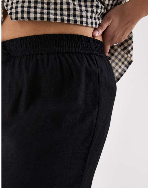 ASOS Black Asos Design Curve Linen Blend Shorts