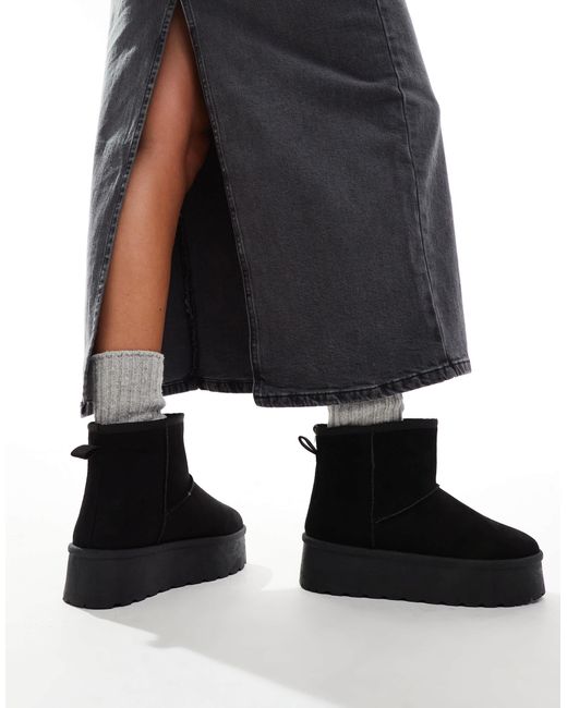 SEQWL Black Flatform Boots