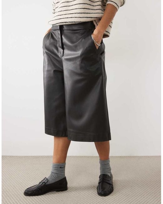 Bermuda di ASOS in Black